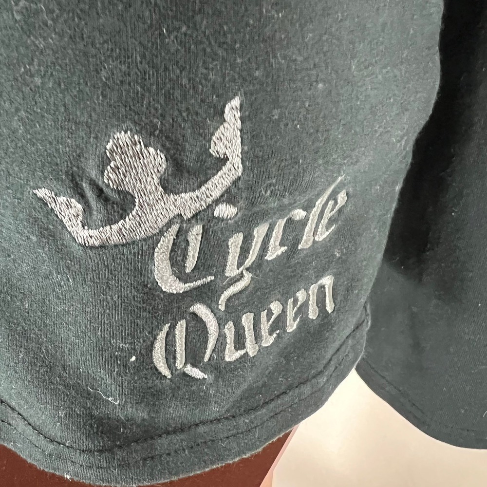 Harley Davidson Sz Med Studded Turtleneck Embroidered Cycle Queen top - Picture 2 of 9